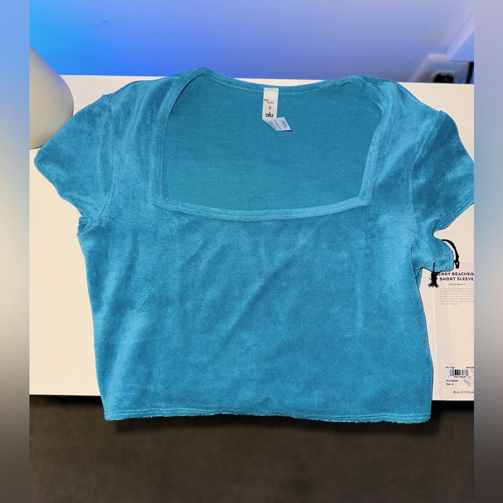 Alo yoga crop top